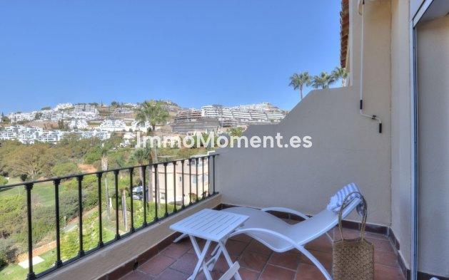 Resale - Apartment - Benahavís - La Quinta