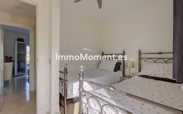 Resale - Apartment - Benahavís - La Quinta
