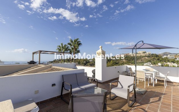 Resale - Apartment - Benahavís - La Quinta