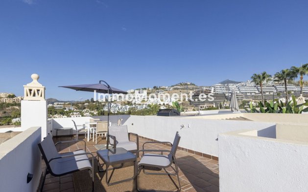 Resale - Apartment - Benahavís - La Quinta