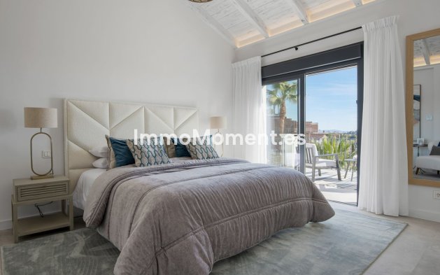 Wiederverkauf - Villa - Málaga - Benahavís