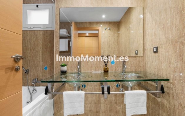 Wiederverkauf - Wohnung - Estepona  - Estepona Centro