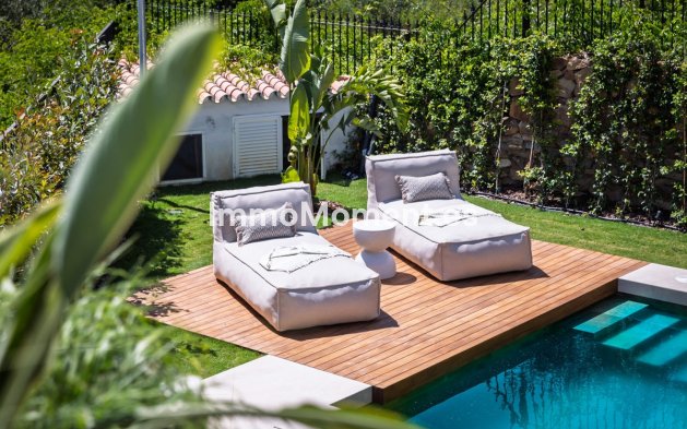 Wiederverkauf - Villa - Marbella - Nueva Andalucía