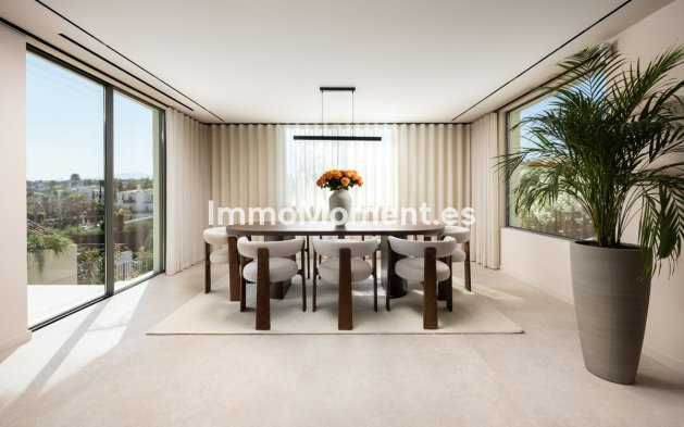 Wiederverkauf - Villa - Marbella - Nueva Andalucía