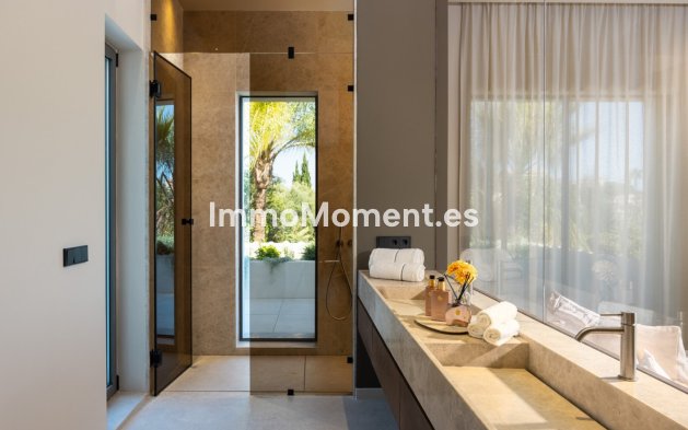 Wiederverkauf - Villa - Marbella - Nueva Andalucía