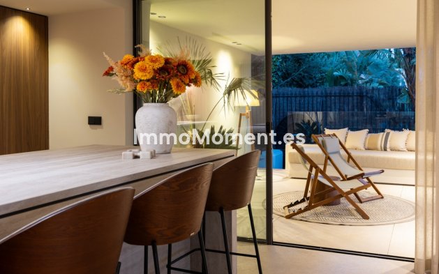 Wiederverkauf - Villa - Marbella - Nueva Andalucía