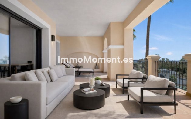 Resale - Apartment - Benahavís - La Quinta