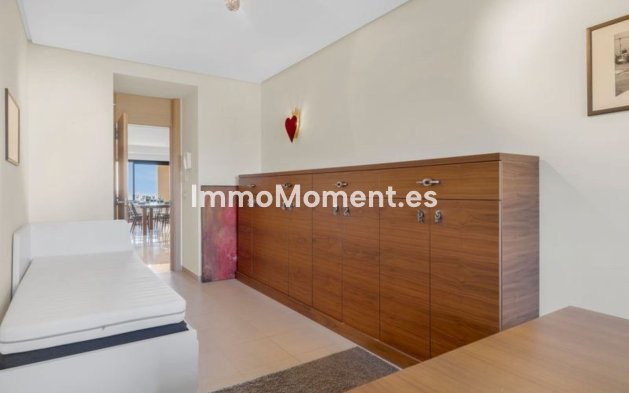 Resale - Apartment - Benahavís - La Quinta