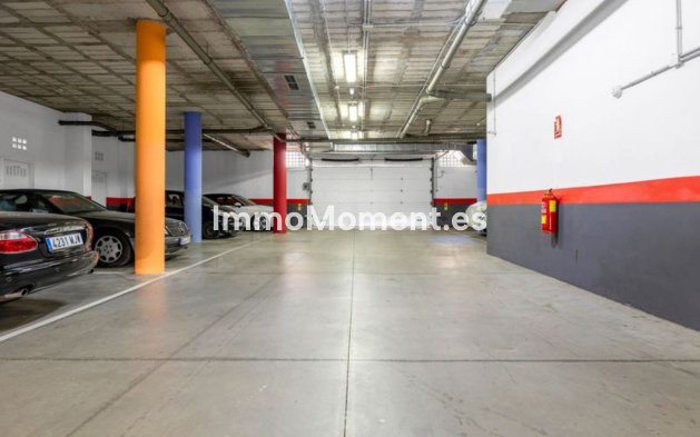 Resale - Apartment - Benahavís - La Quinta