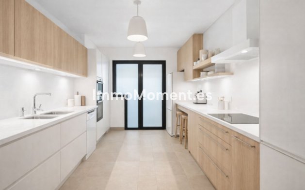 Resale - Apartment - Benahavís - La Quinta