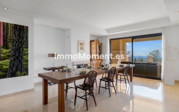 Resale - Apartment - Benahavís - La Quinta