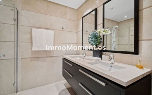 Resale - Apartment - Benahavís - La Quinta