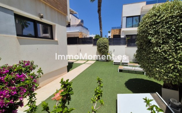 Wiederverkauf - Villa - Torrevieja - Torrevieja Centro
