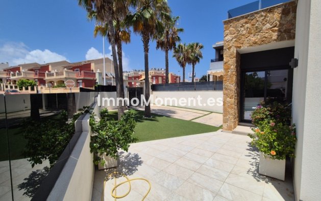 Wiederverkauf - Villa - Torrevieja - Torrevieja Centro