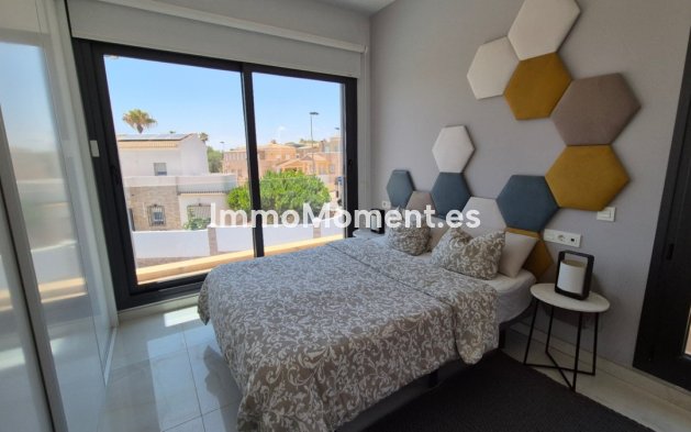 Wiederverkauf - Villa - Torrevieja - Torrevieja Centro