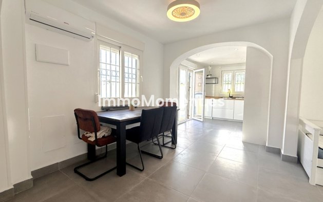 Revente - Villa - Orihuela - Orihuela Centro