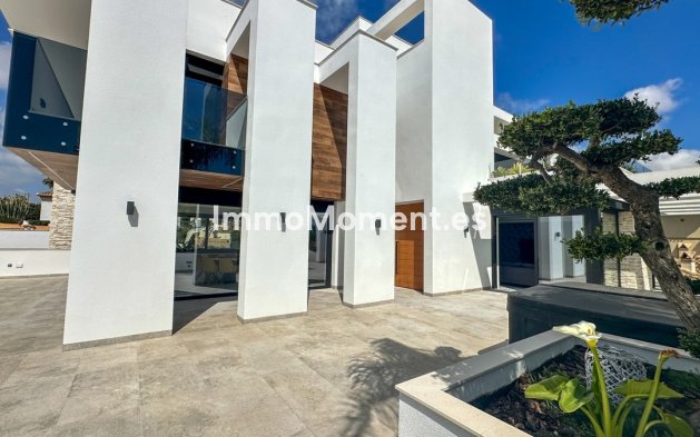 Resale - Villa - Orihuela - Villamartin