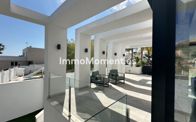 Resale - Villa - Orihuela - Villamartin