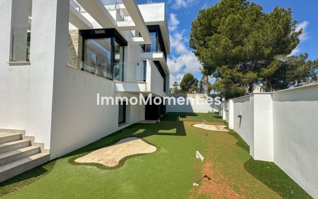 Resale - Villa - Orihuela - Villamartin