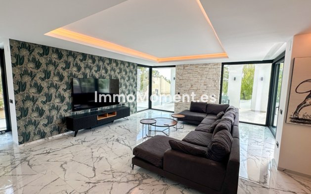 Resale - Villa - Orihuela - Villamartin