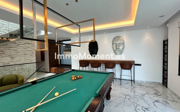 Resale - Villa - Orihuela - Villamartin