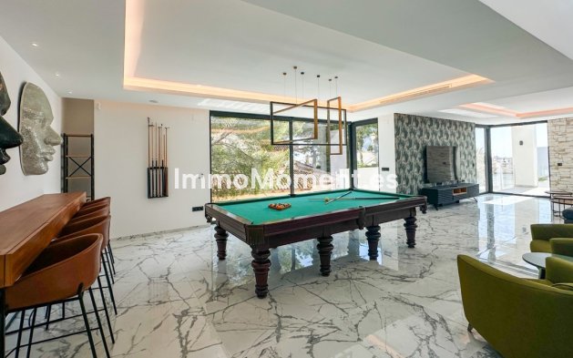 Resale - Villa - Orihuela - Villamartin