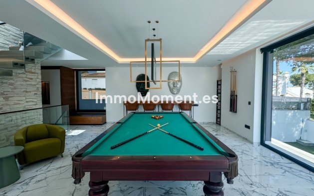 Resale - Villa - Orihuela - Villamartin