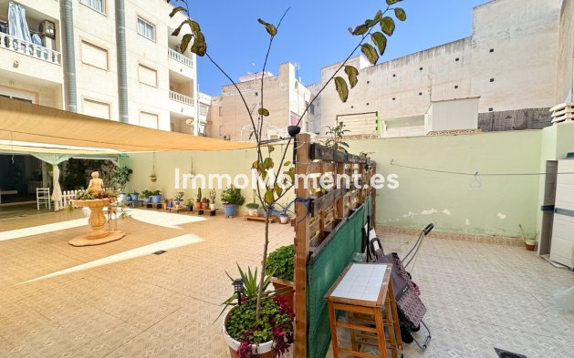 Wiederverkauf - Wohnung - Torrevieja - Torrevieja Centro