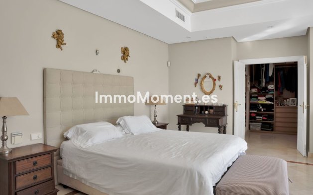 Resale - Villa - Marbella - Nueva Andalucía