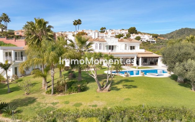 Resale - Villa - Marbella - Nueva Andalucía