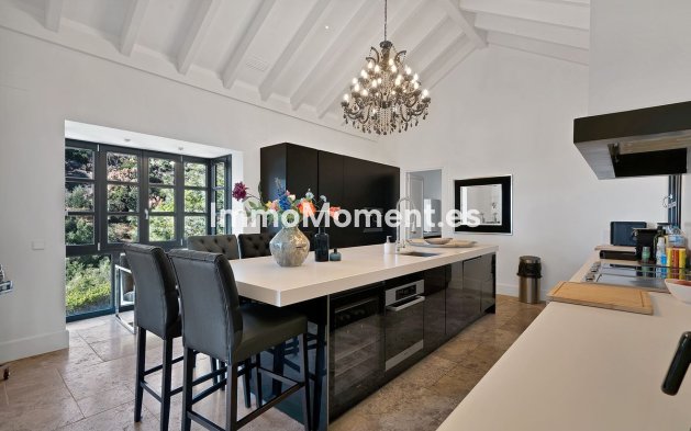 Wiederverkauf - Villa - Benahavís - Benahavís Centro