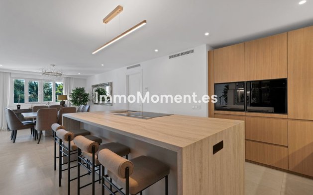 Revente - Villa - Benalmadena - Benalmadena Centro