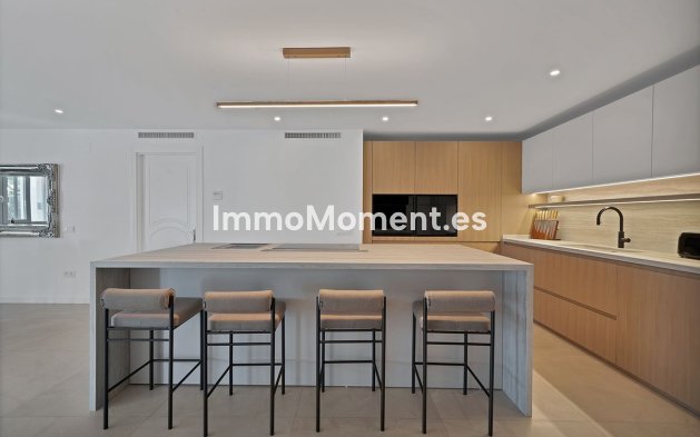 Revente - Villa - Benalmadena - Benalmadena Centro