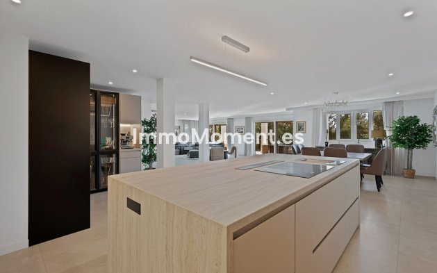 Revente - Villa - Benalmadena - Benalmadena Centro