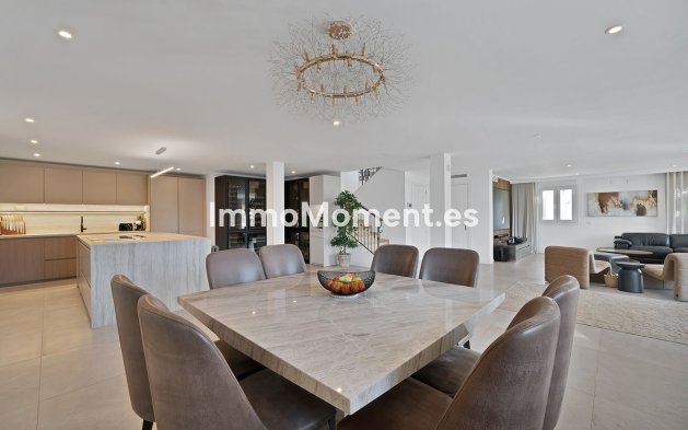 Revente - Villa - Benalmadena - Benalmadena Centro