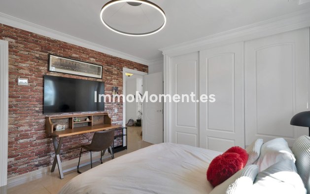 Revente - Villa - Benalmadena - Benalmadena Centro