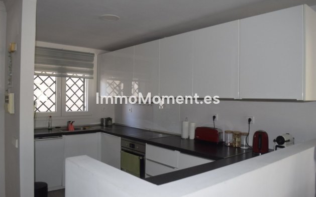 Wiederverkauf - Wohnung - Marbella - Nueva Andalucía