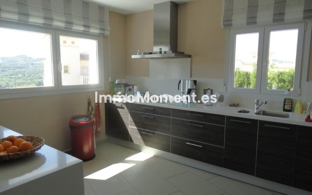 Resale - Villa - Calpe - Calpe Centro