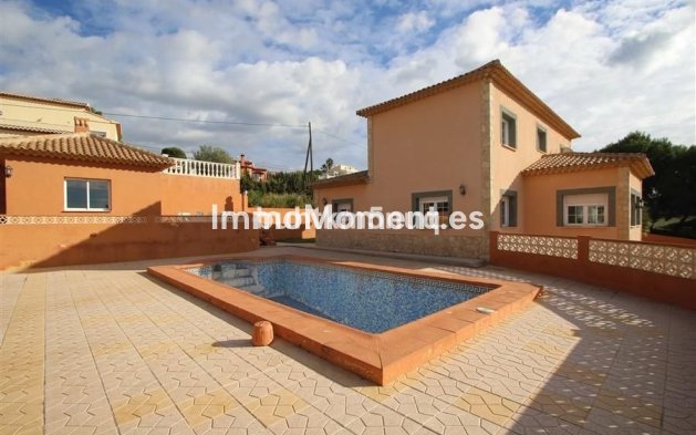 Revente - Villa - Pinoso - Los Pinos