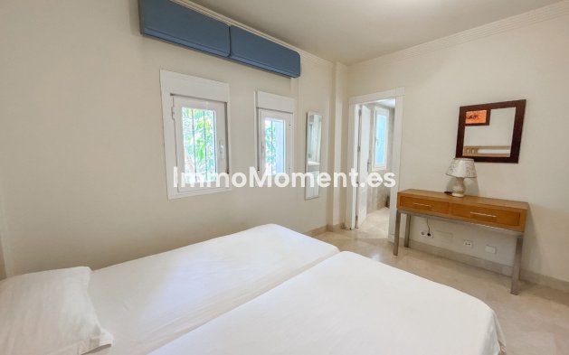 Wiederverkauf - Wohnung - Estepona  - Estepona Centro