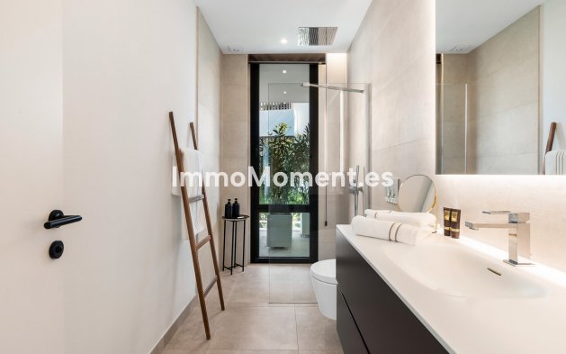 Revente - Villa - Marbella - Sierra Blanca