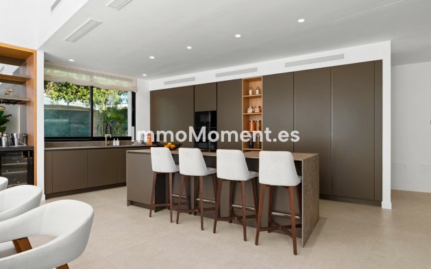 Revente - Villa - Marbella - Nueva Andalucía