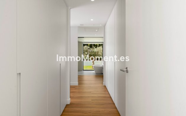 Revente - Villa - Marbella - Nueva Andalucía