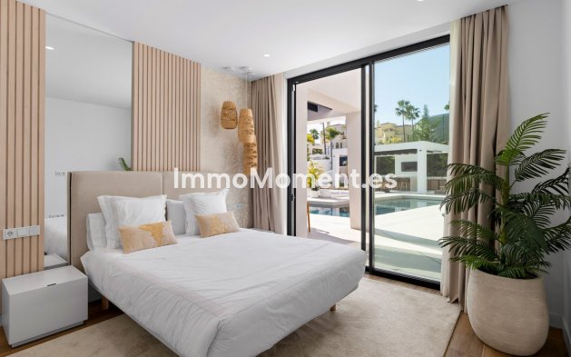 Revente - Villa - Marbella - Nueva Andalucía