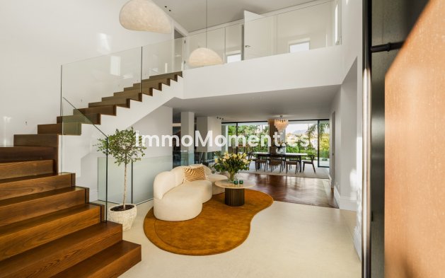 Wiederverkauf - Villa - Marbella - Nueva Andalucía