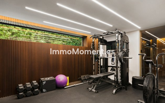 Wiederverkauf - Villa - Marbella - Nueva Andalucía