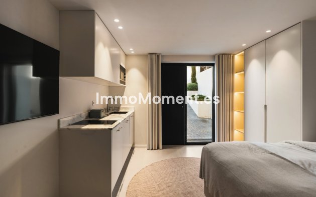 Wiederverkauf - Villa - Marbella - Nueva Andalucía