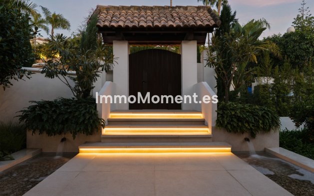 Wiederverkauf - Villa - Marbella - Nueva Andalucía