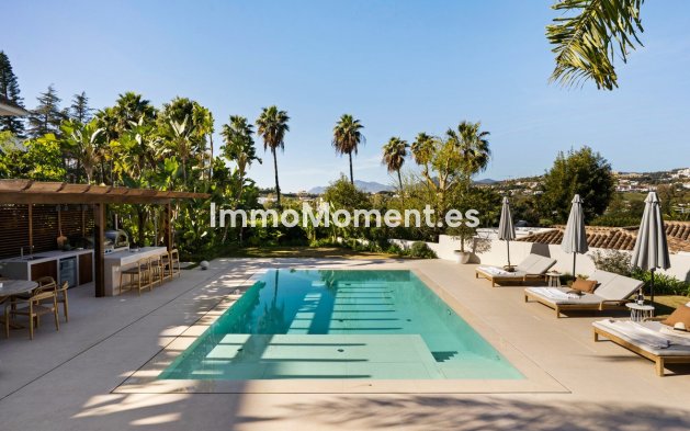 Wiederverkauf - Villa - Marbella - Nueva Andalucía