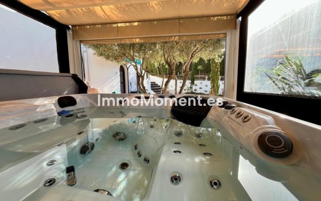 Bestaande woning - Villa - Orihuela - Villamartin